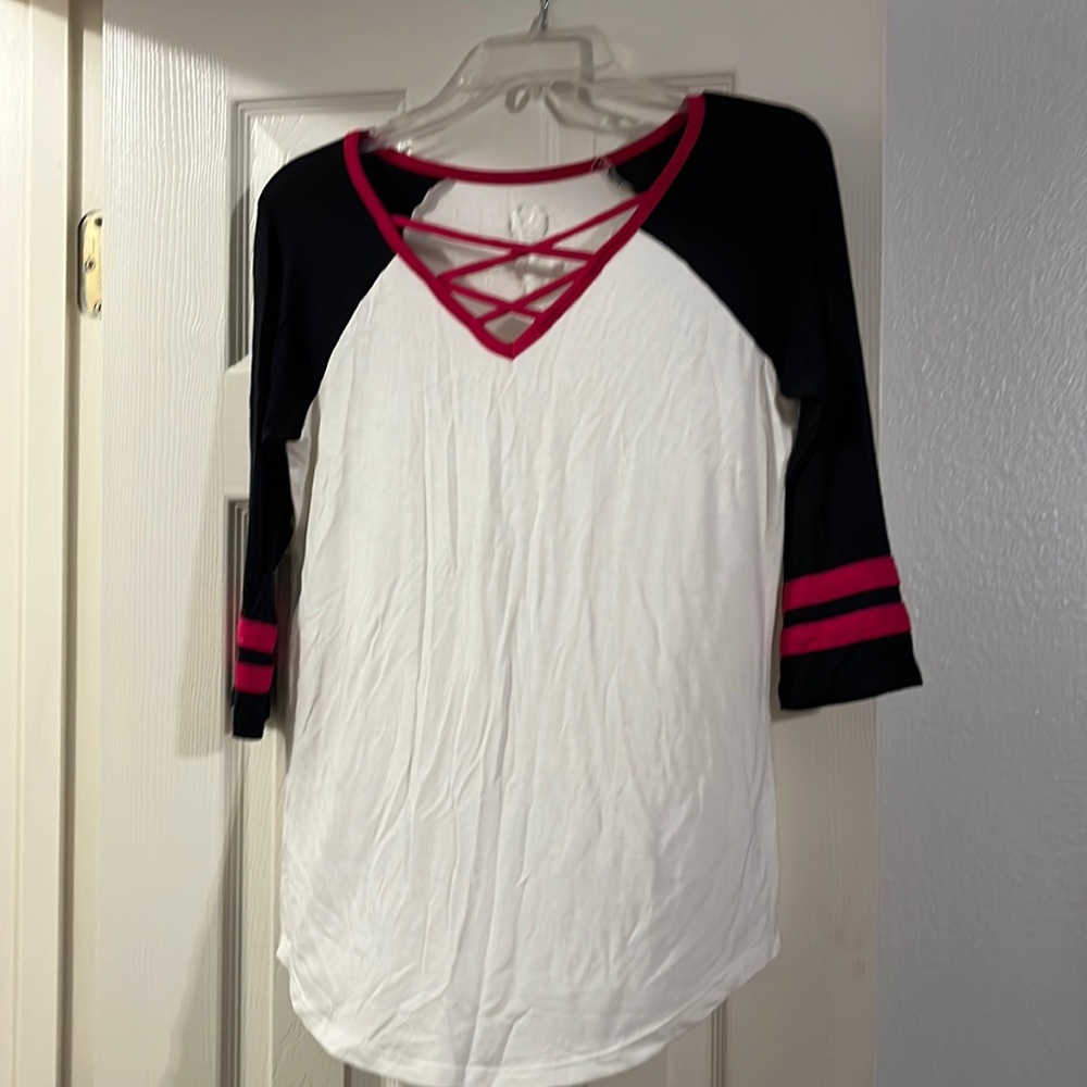 Maurices XS shirt only worn a few times.